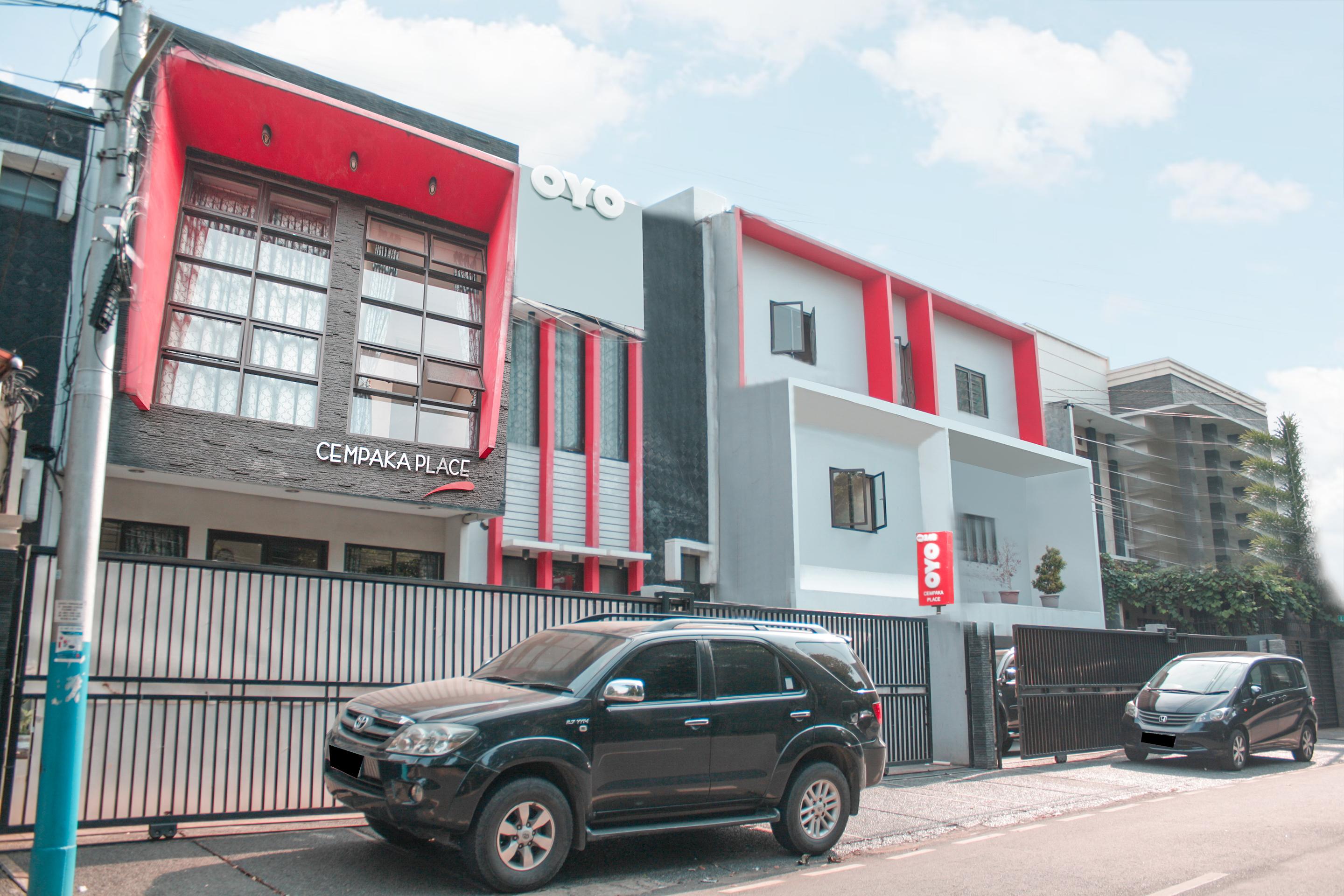 Oyo 148 Cempaka Place Homestay Jakarta Buitenkant foto